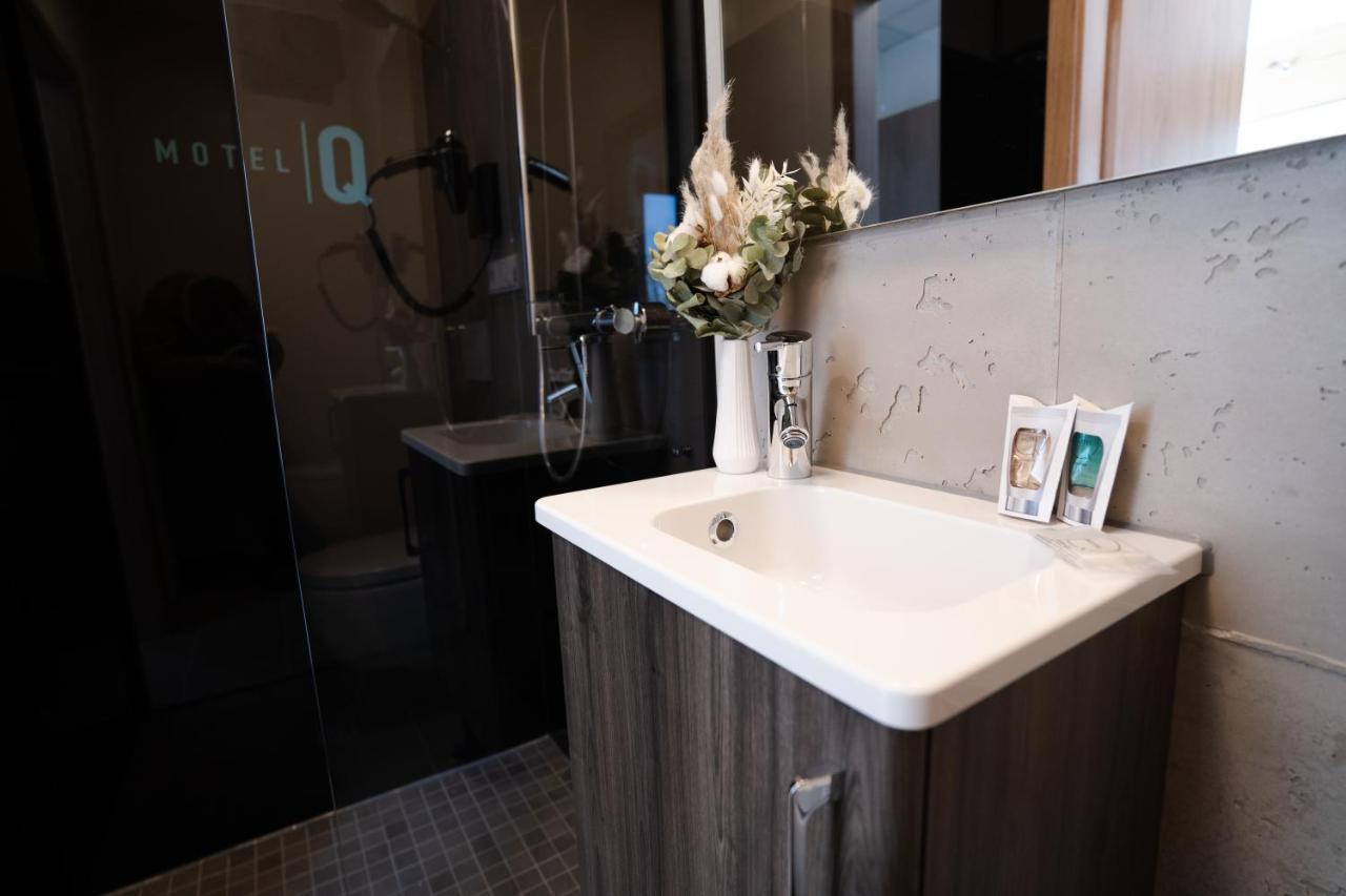 Motel Q Zimmern ob Rottweil Екстер'єр фото